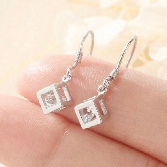 Crystal in a Cube~ Clear Swarovski Loose Caged Captured Open Block Silver Dangle - Picture 2 of 6